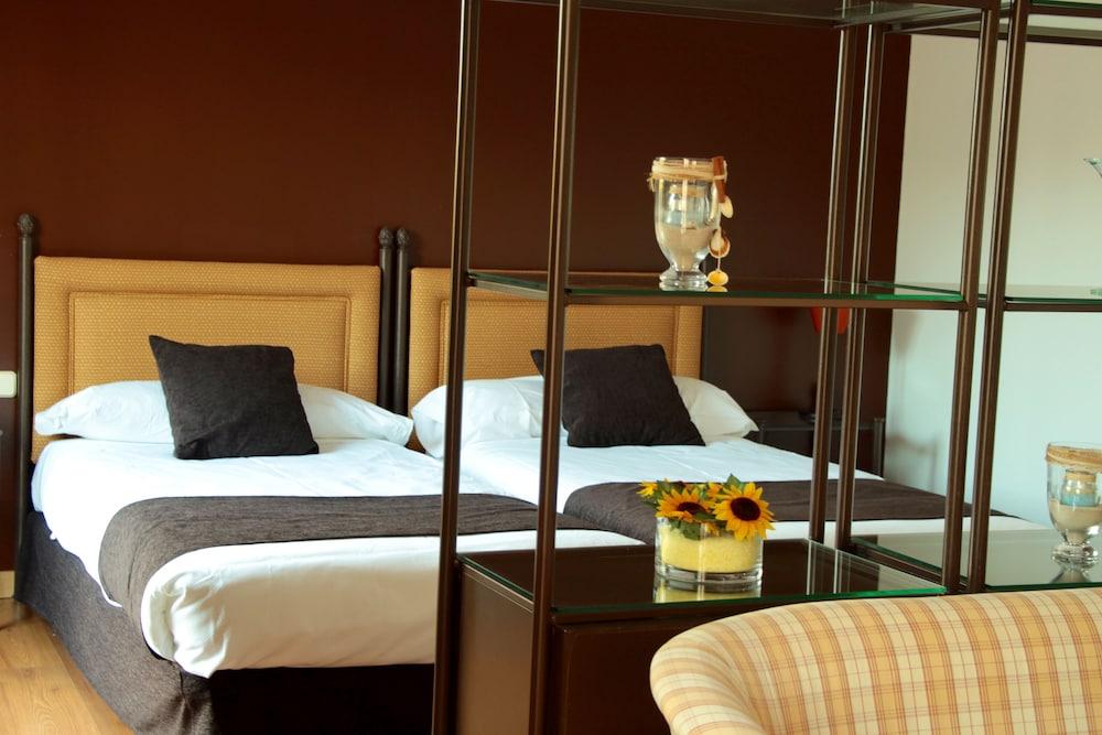 Termes Montbrio Hotel & Spa Montbrió del Camp Dış mekan fotoğraf