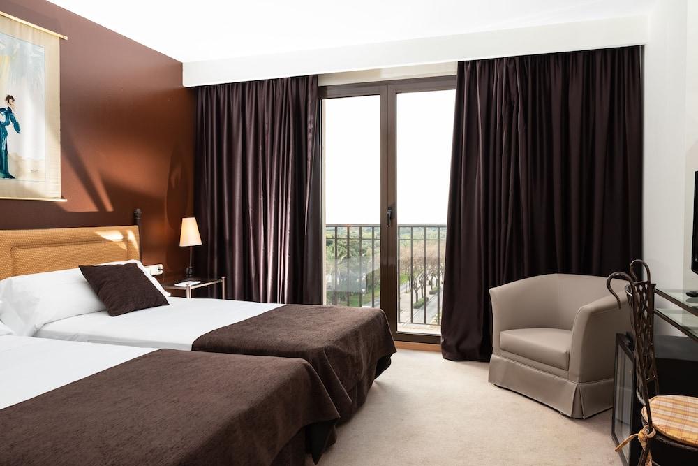 Termes Montbrio Hotel & Spa Montbrió del Camp Dış mekan fotoğraf