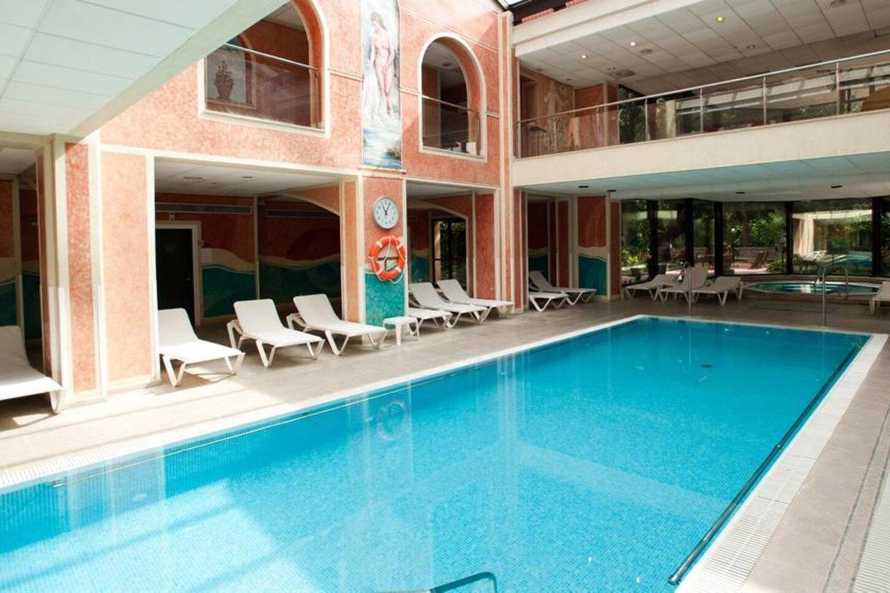 Termes Montbrio Hotel & Spa Montbrió del Camp Dış mekan fotoğraf